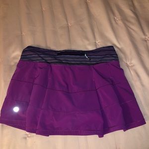 Size 6 lulu skirt lightly worn
